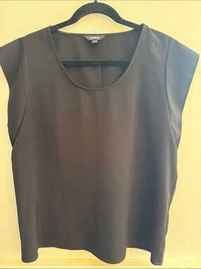 Express Black Scoop Neck Cap Sleeve Top